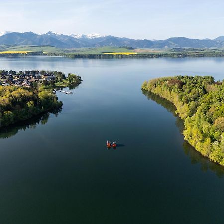 Aquachill Houseboat & Wellness Hotel ลิปตอฟสกี โตรเวก ภายนอก รูปภาพ